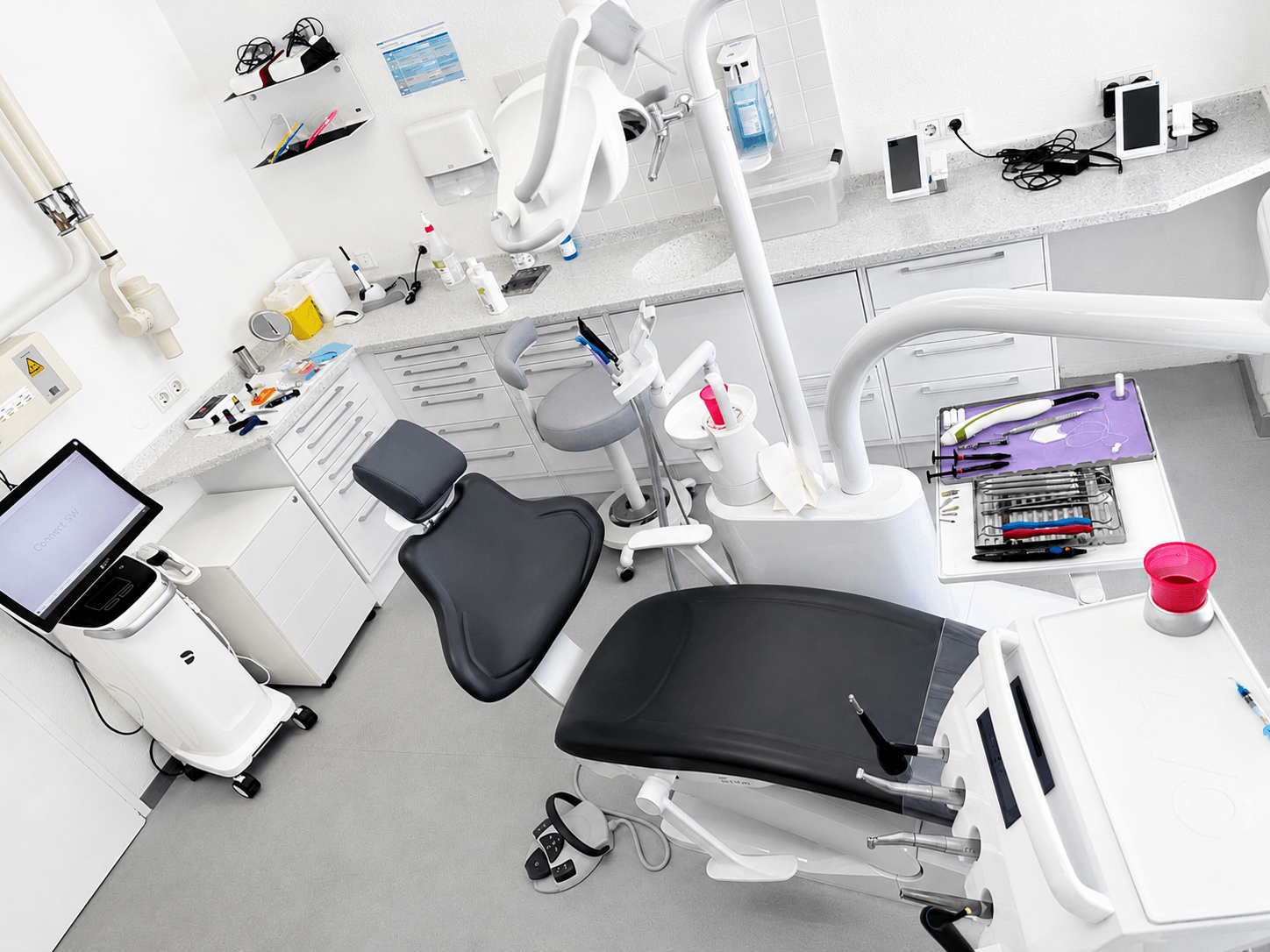 Neue Behandlungsstühle